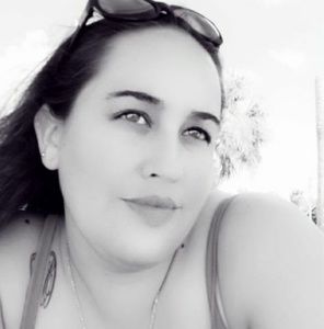 Meet your Posher, Tina